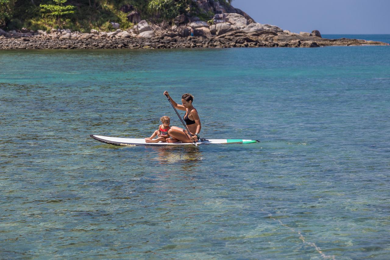 Paradise Beach Backpackers Hostel Patong Bagian luar foto
