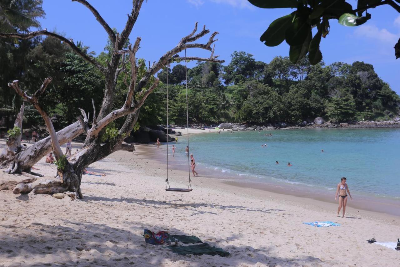 Paradise Beach Backpackers Hostel Patong Bagian luar foto
