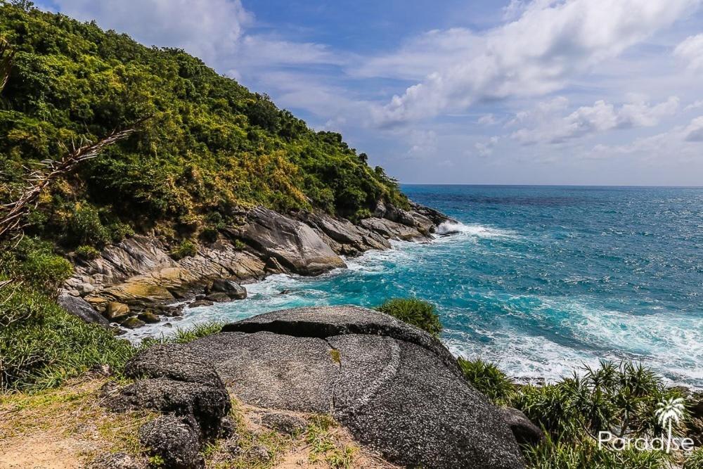 Paradise Beach Backpackers Hostel Patong Bagian luar foto